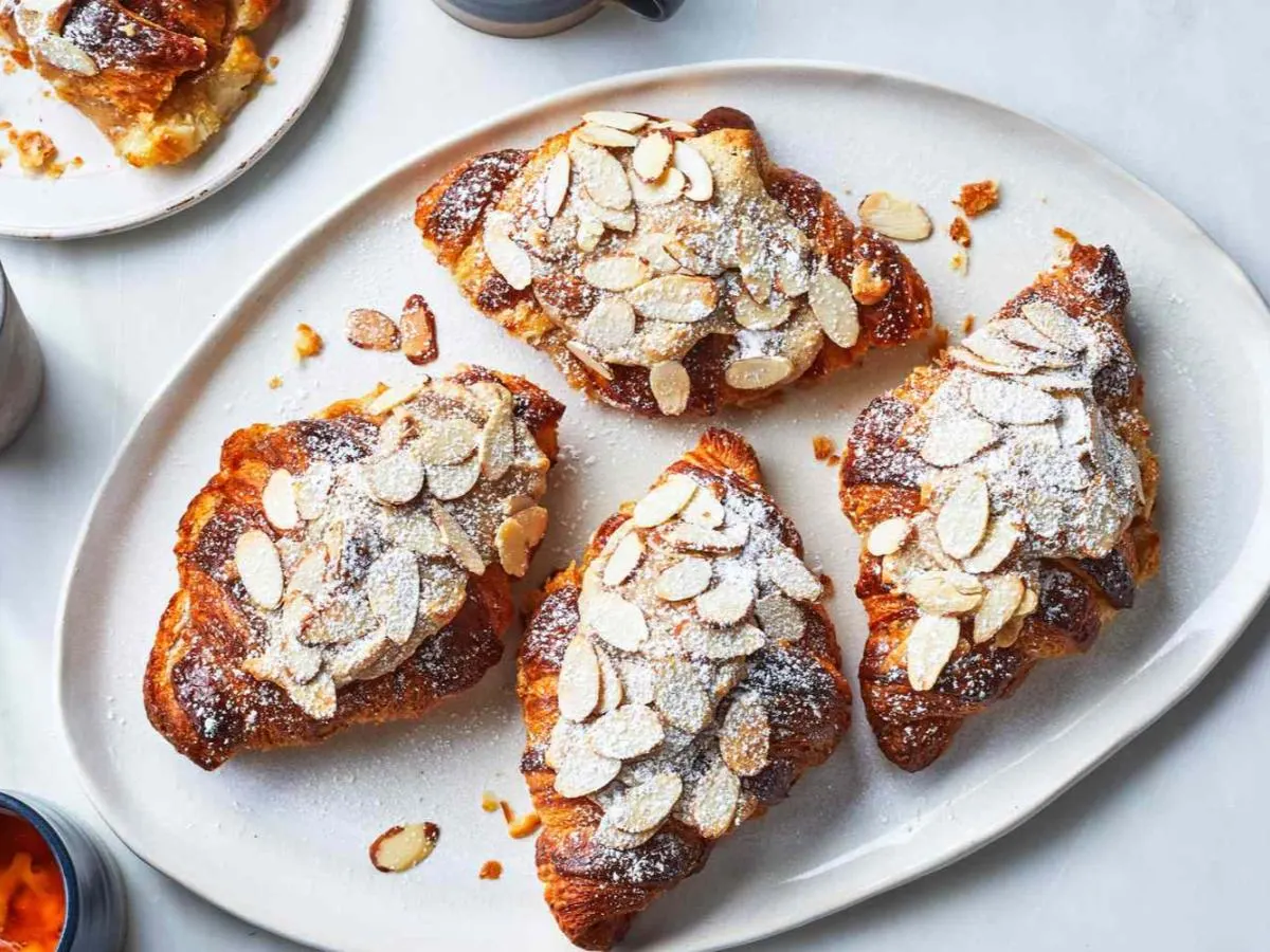 Almond Croissant Almond Croissant