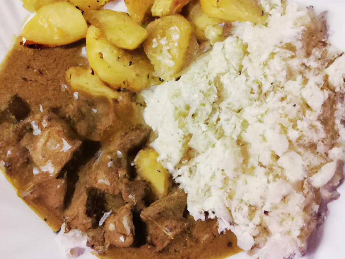 Beef Stroganoff, White Rice and Roasted Potatoes