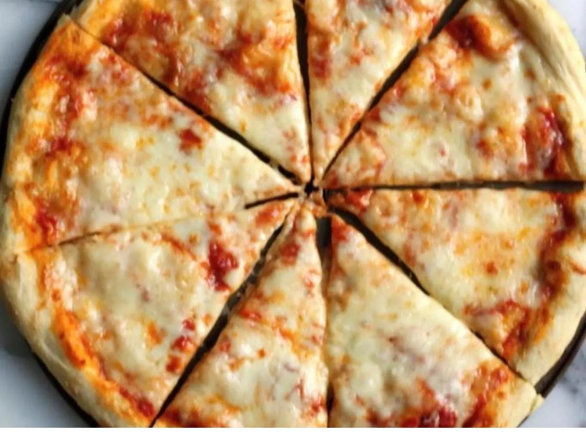 12" Medium Pizzati Cheeseria Pizza 12" Medium Pizzati Cheeseria Pizza