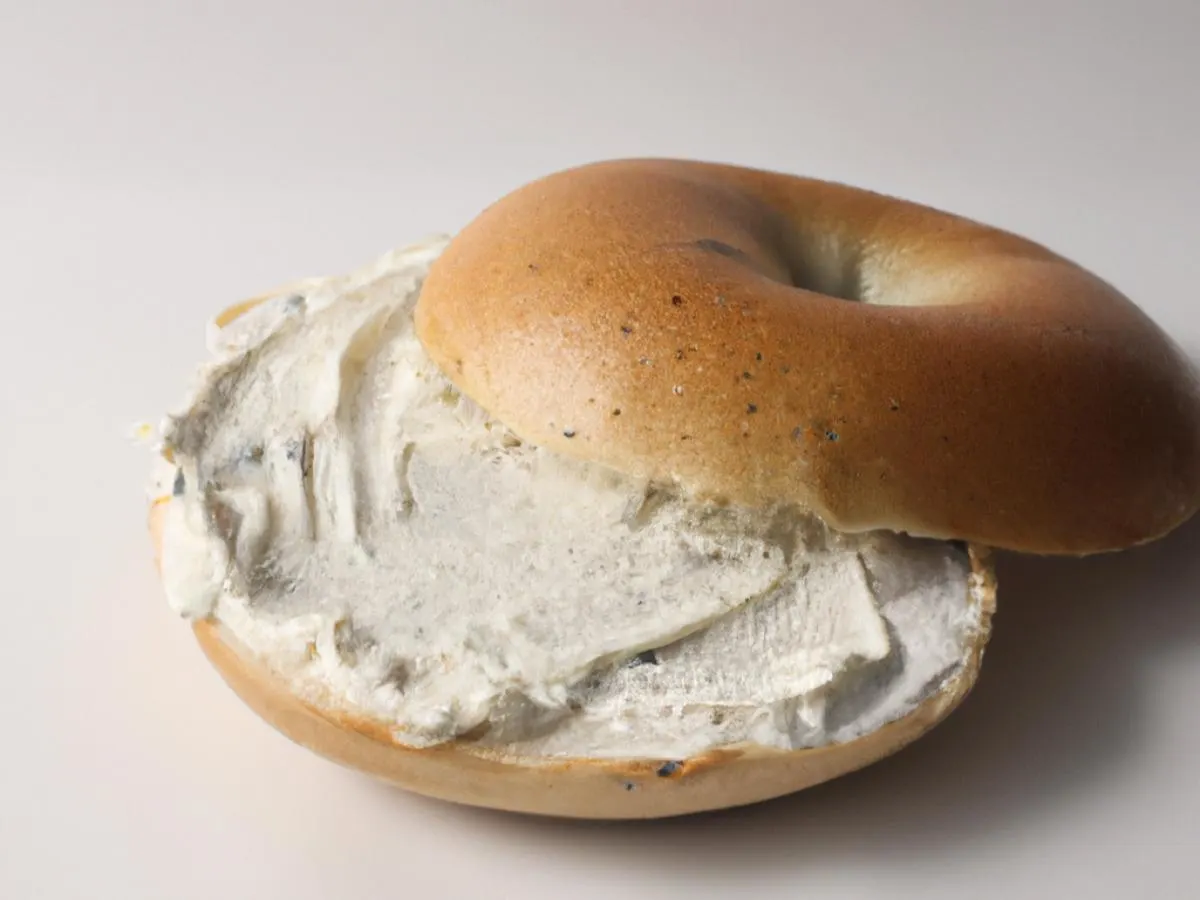 Egg Bagel with Plain Cream Cheese (Boxed) Egg Bagel with Plain Cream Cheese (Boxed)