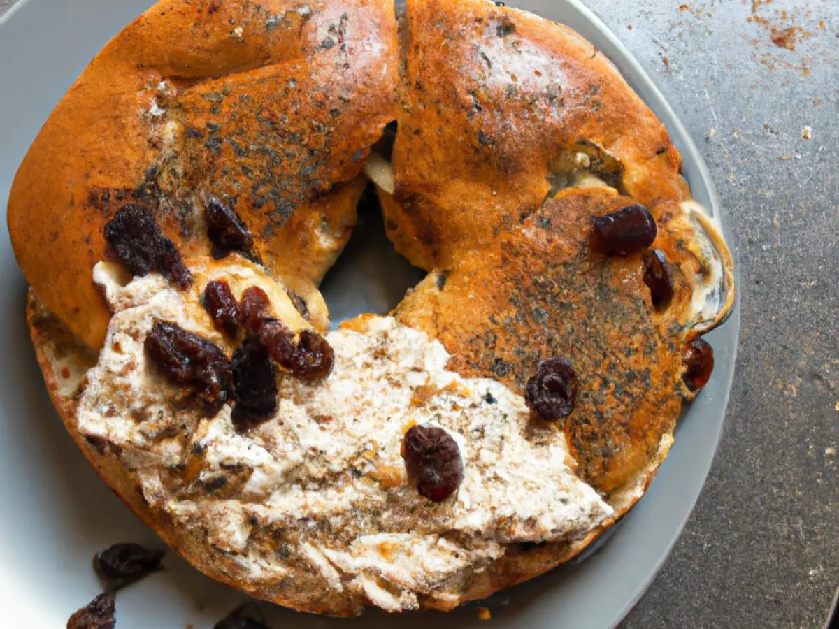 Cinnamon Raisin Bagel with Vegan Tofu Cream (Boxed) Cinnamon Raisin Bagel with Vegan Tofu Cream (Boxed)