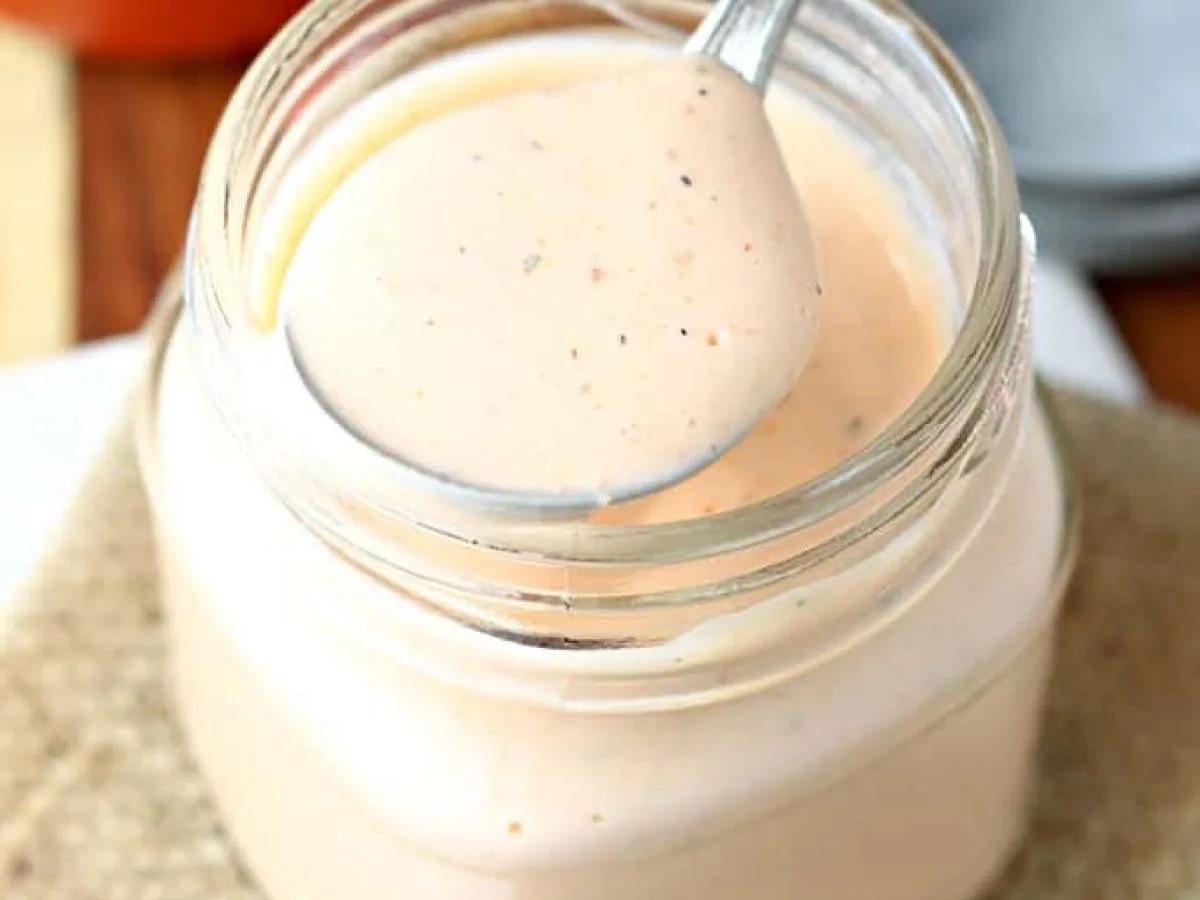 Sriracha Ranch Dressing Sriracha Ranch Dressing