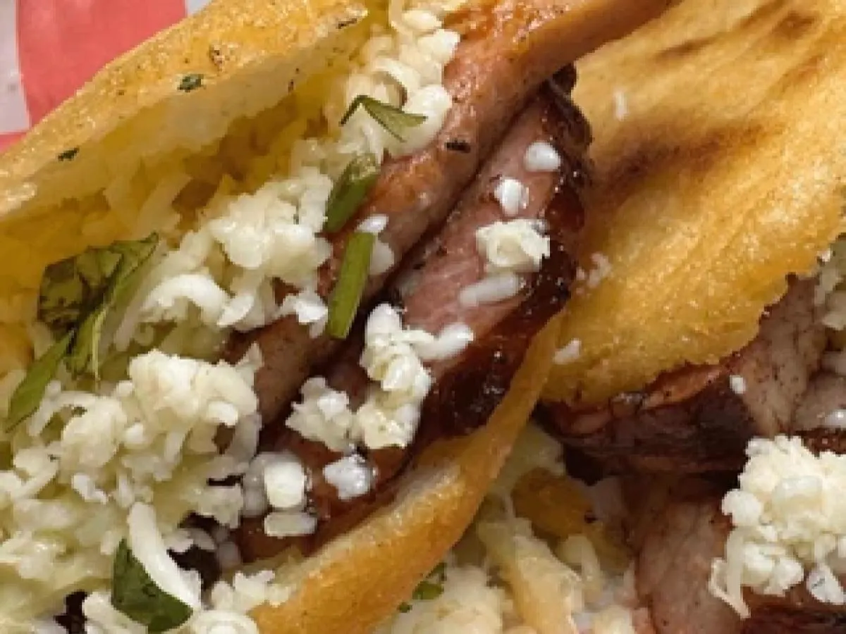 Hearty Jamonada Arepa Hearty Jamonada Arepa