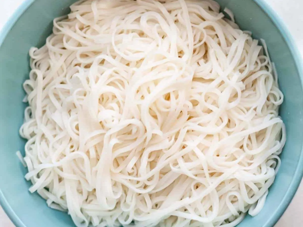 Steamed Flat Noodle Steamed Flat Noodle