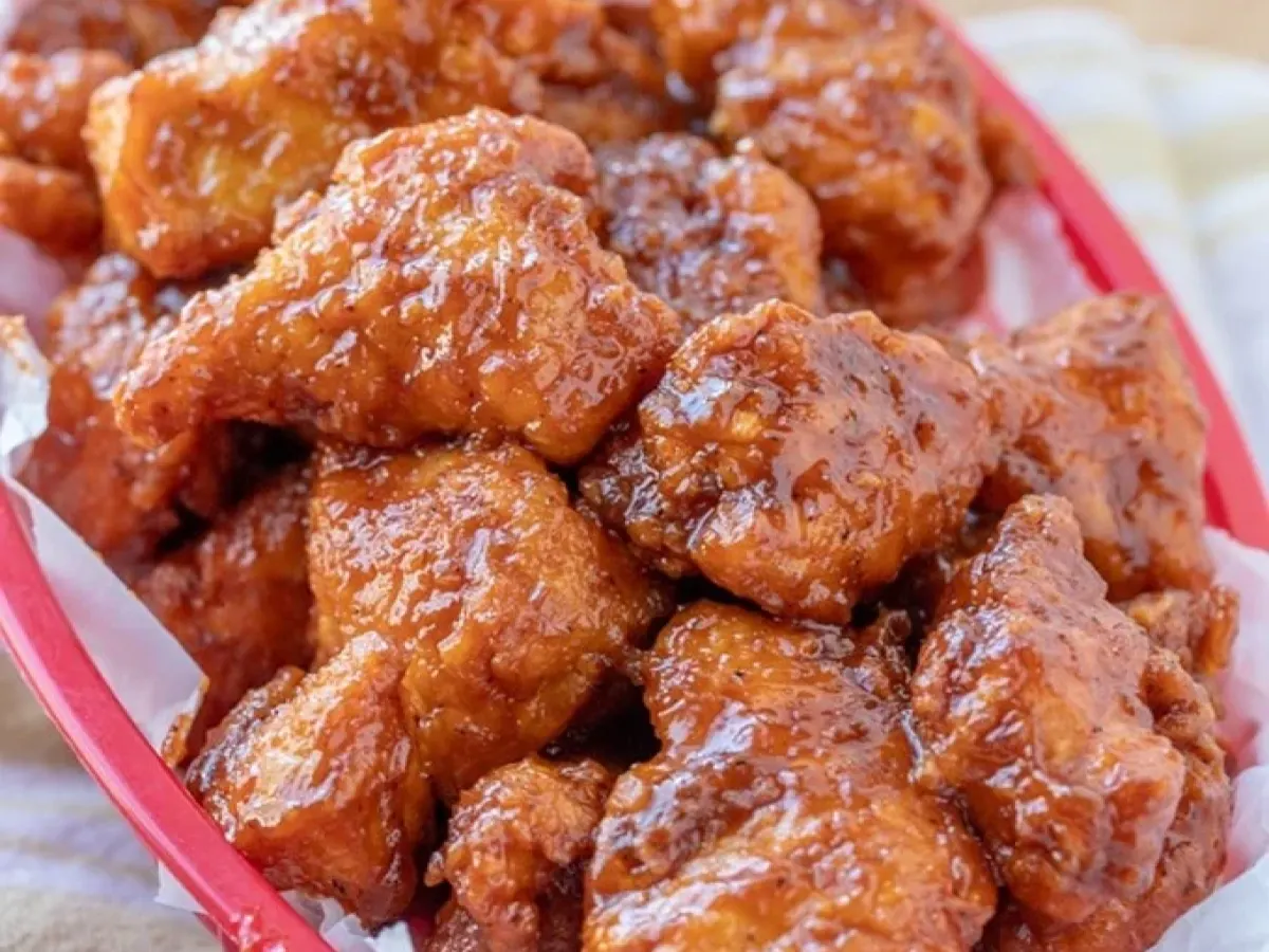 Sweet Hot Boneless Chicken Wings