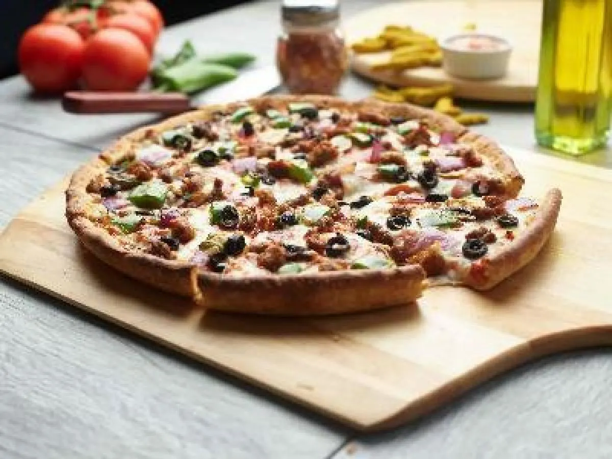 Supreme Pizza [16 oz]