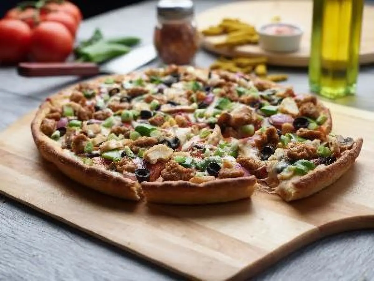 Twistys Favorite Pizza [16 oz]