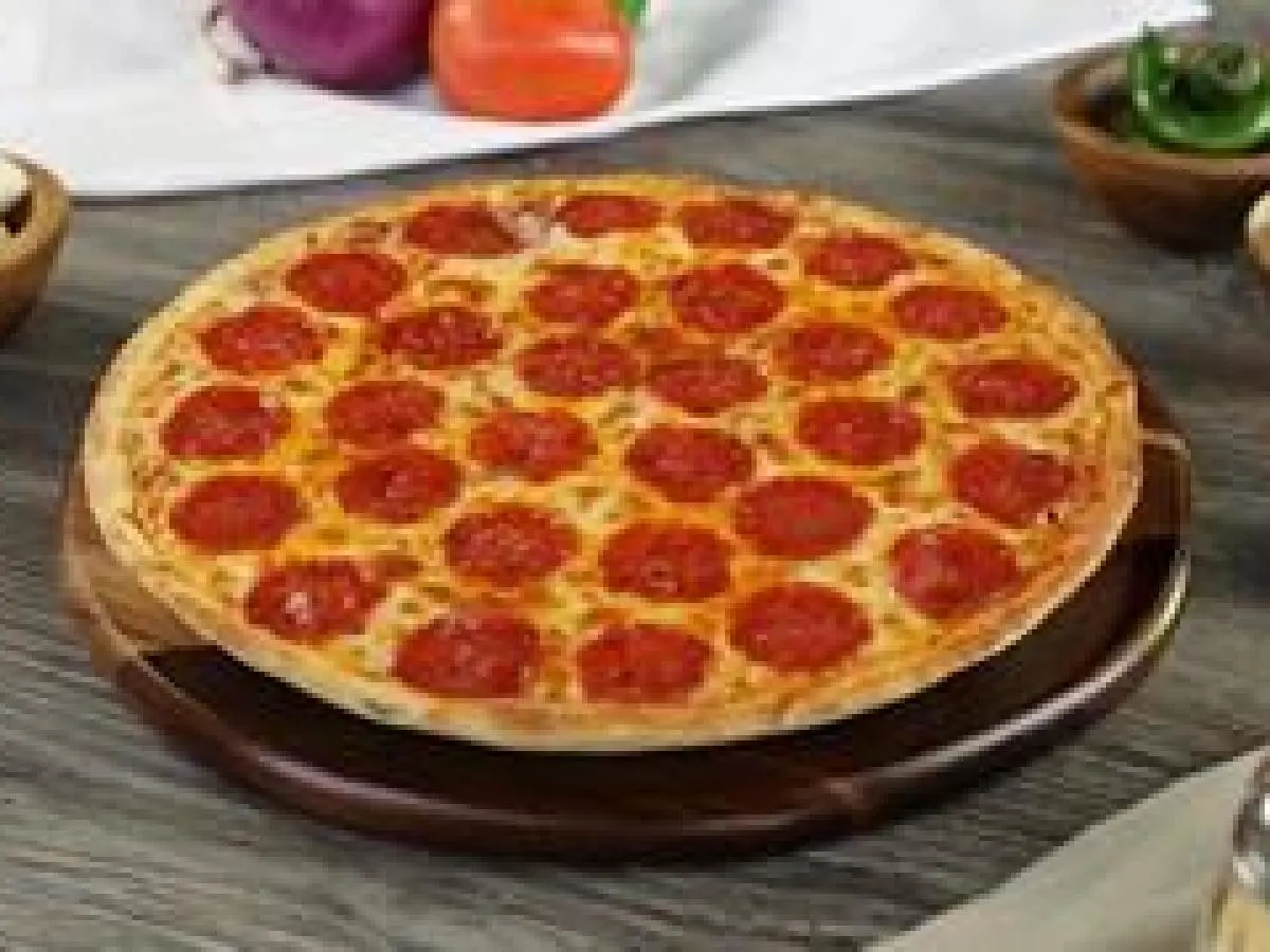 Halal Pepperoni Pizza [21 oz]