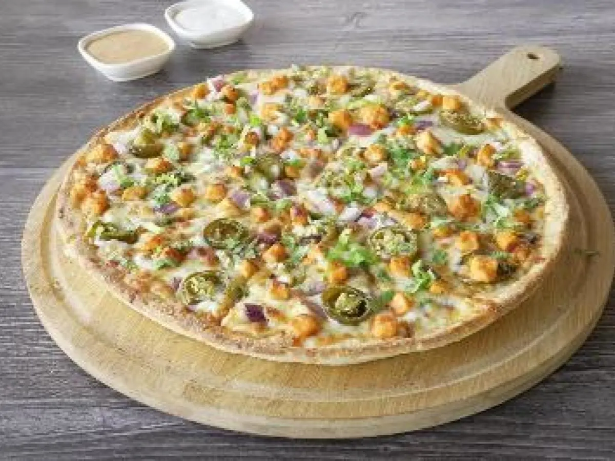 Halal Achari Chicken Pizza [16 oz]