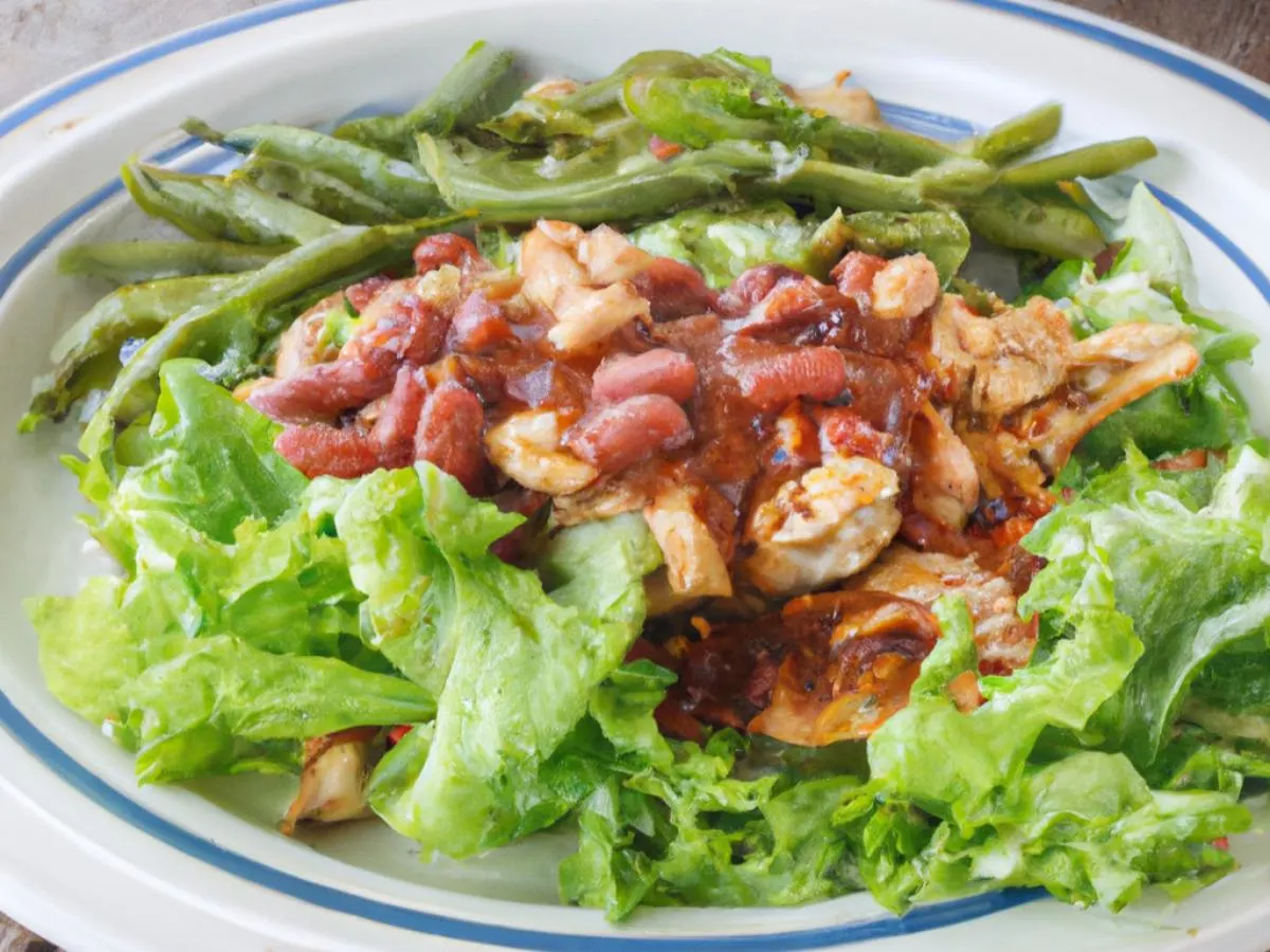 Allergen Free Chicken Tinga with Sweet Smoked Green Beans and House Salad with Vinaigrette Allergen Free Chicken Tinga with Sweet Smoked Green Beans and House Salad with Vinaigrette