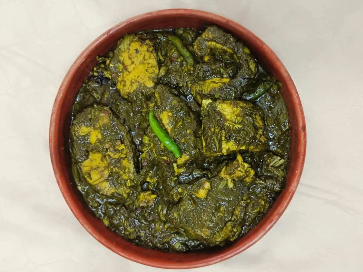 Fish Saag Fish Saag