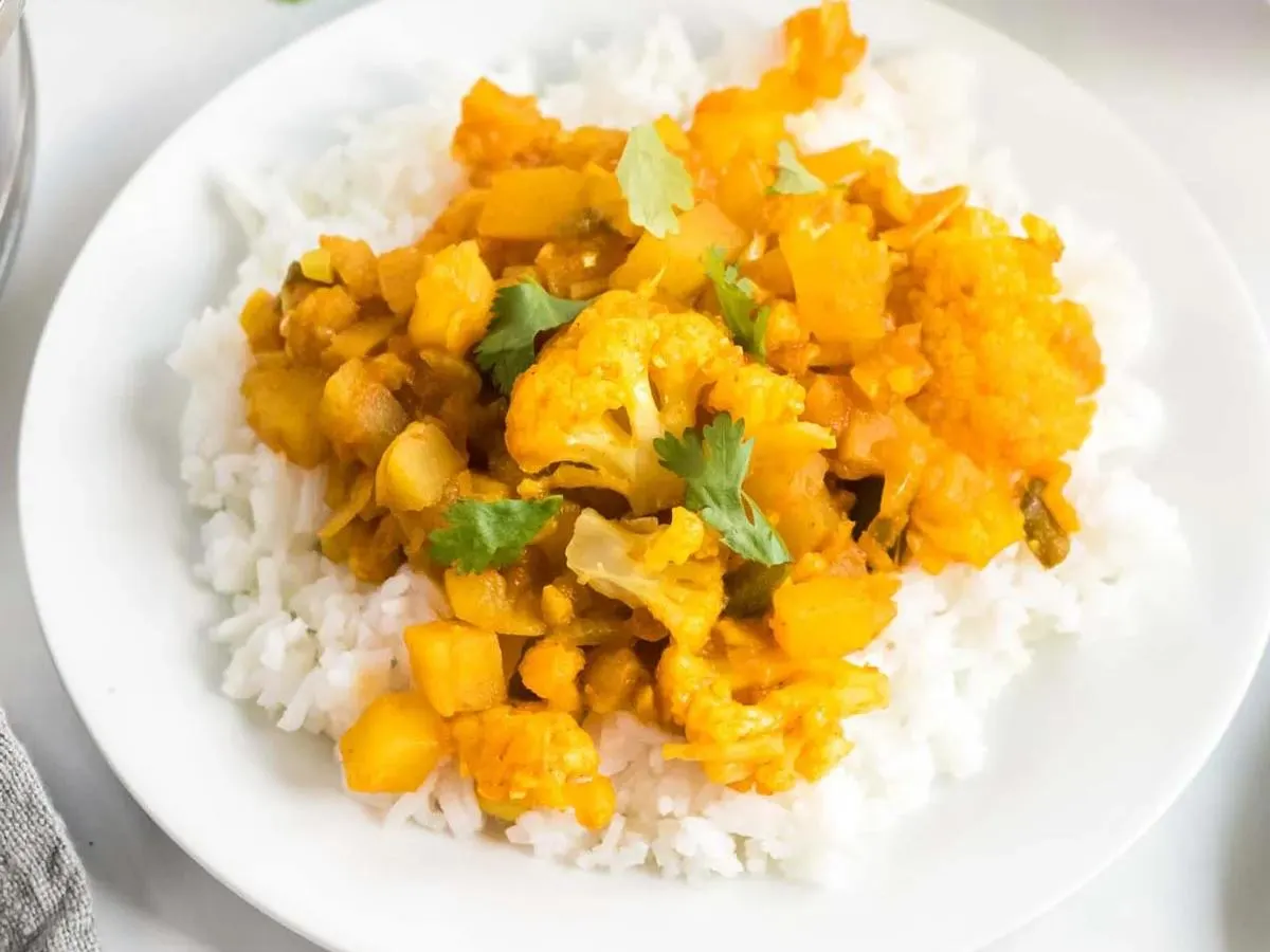 Vegan Aloo Gobi Boxed Meal Vegan Aloo Gobi Boxed Meal