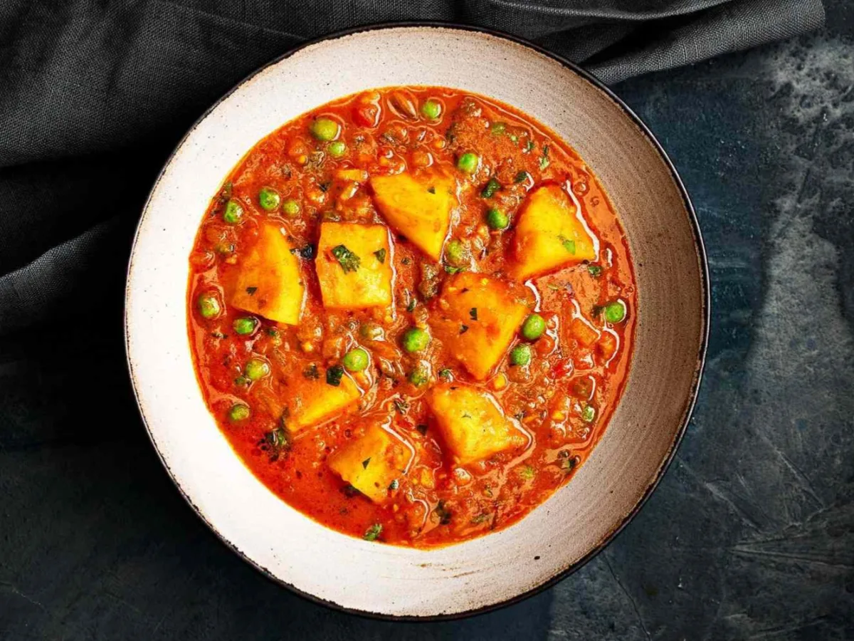 Aloo Matar (Vegan) Aloo Matar (Vegan)