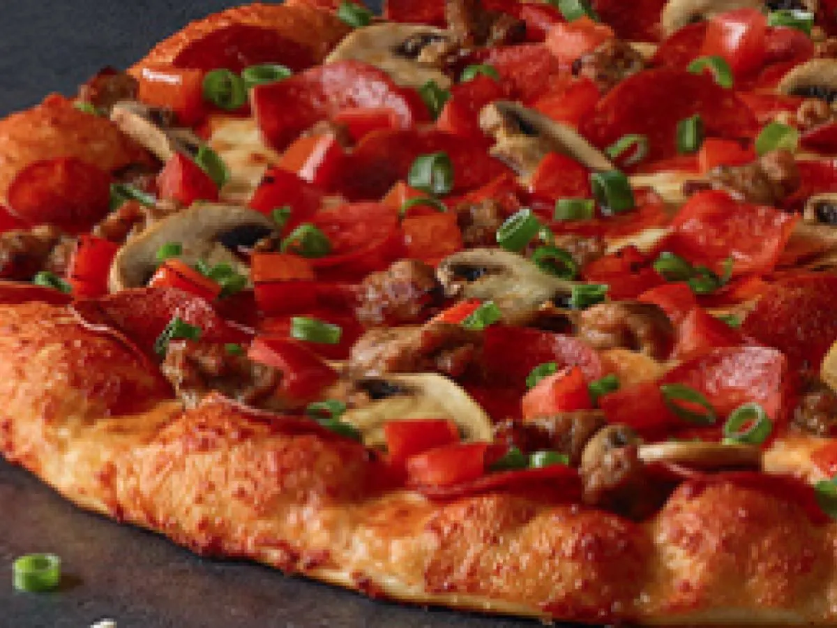 Large Italian Garlic Supreme Pizza Large Italian Garlic Supreme Pizza