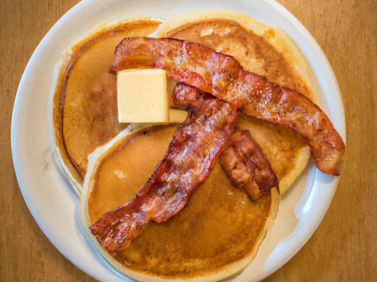 3 Pancakes and Bacon 3 Pancakes and Bacon