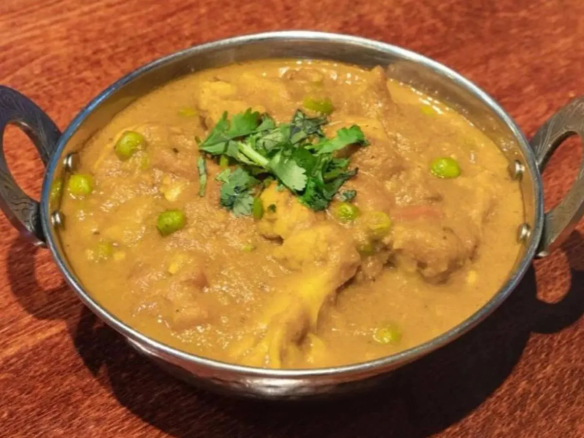 Aloo Mottor Gobi Aloo Mottor Gobi