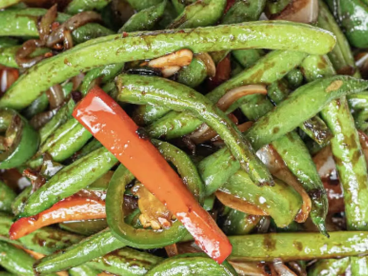 Hot and Spicy String Beans with White Rice