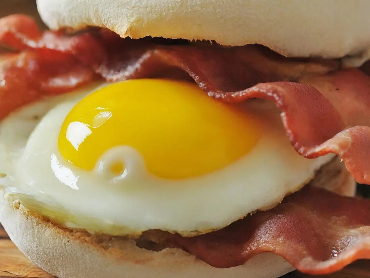 Bacon Egg and Cheese English Muffin Bacon Egg and Cheese English Muffin