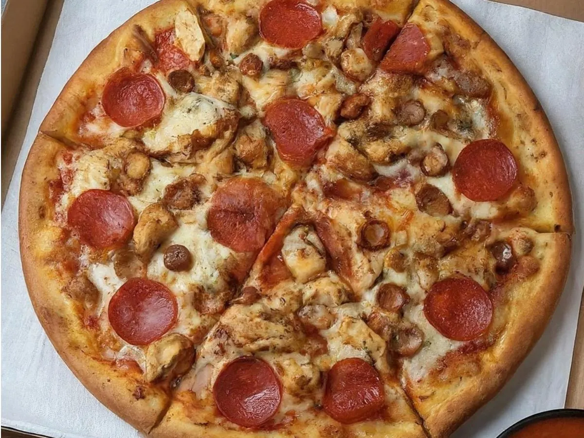10" Meat Lovers Pizza 10" Meat Lovers Pizza