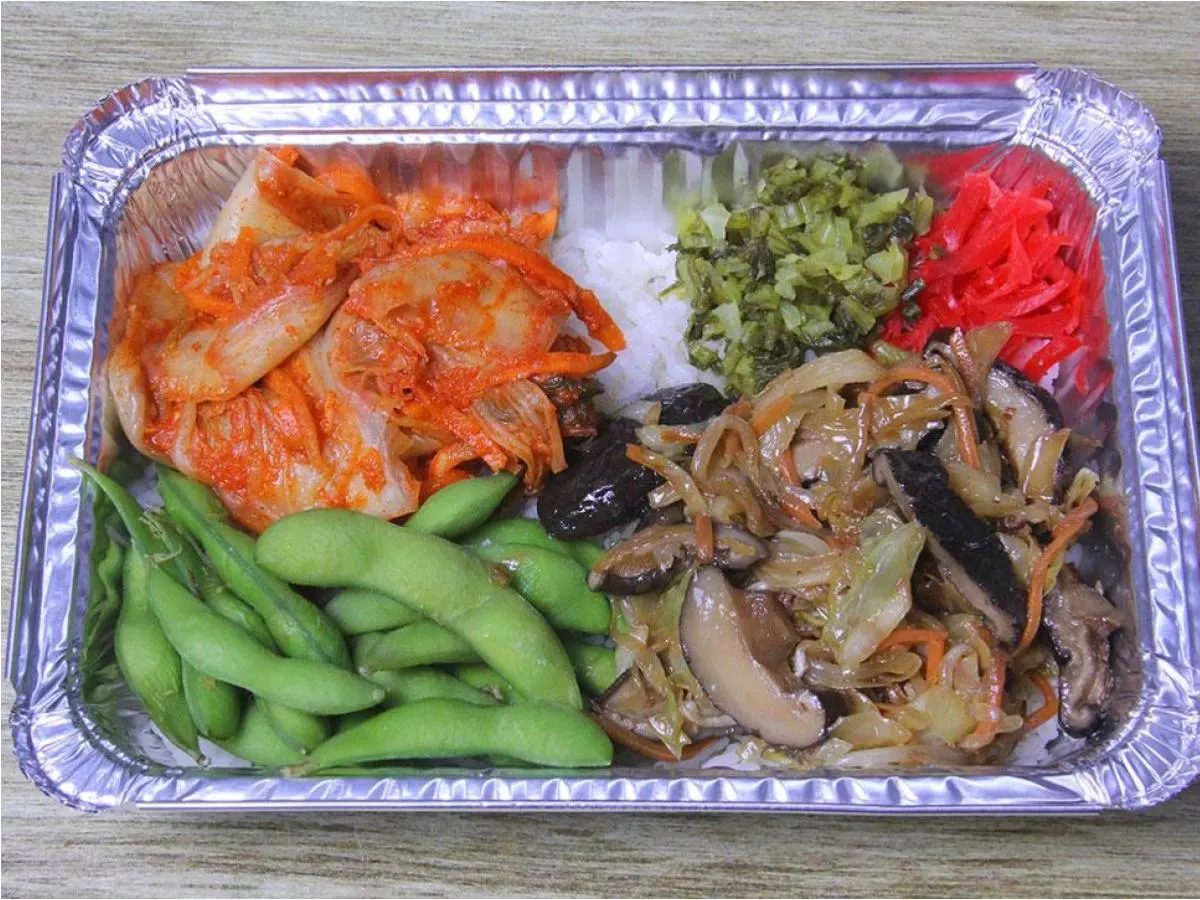 Gluten-Free Veggie Shiitake Stir-Fry Bento Box