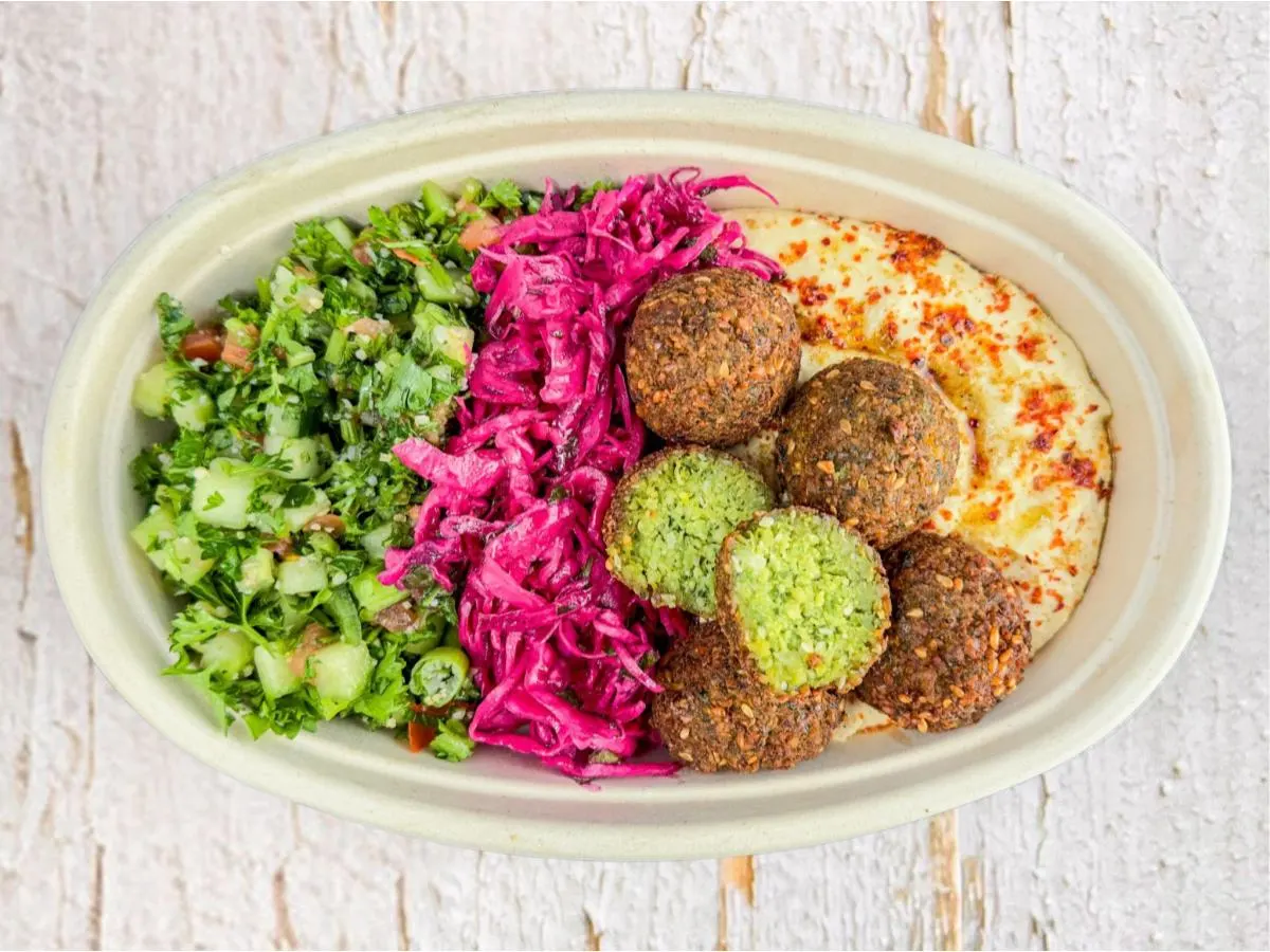 Falafel Hummus Bowl with Pita Falafel Hummus Bowl with Pita