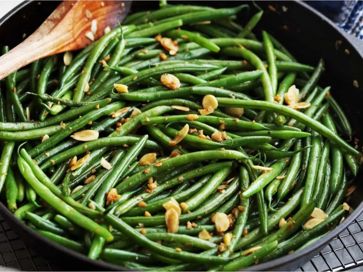 Sauteed Garlic Ginger String Beans Sauteed Garlic Ginger String Beans