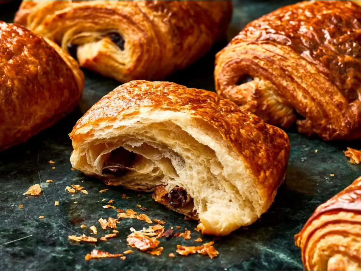 Pain Au Chocolat Croissant