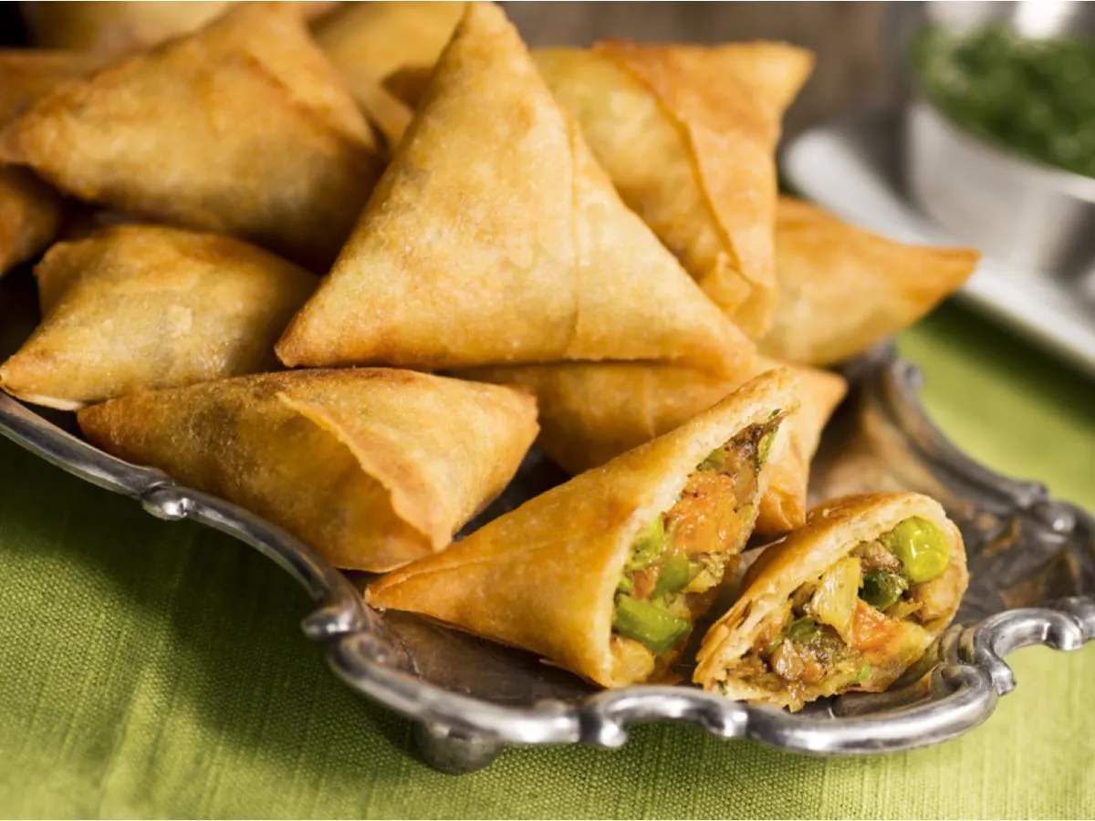 Medium Vegetable Samosa