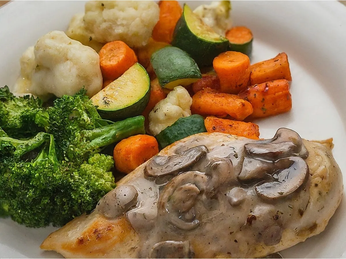 Light Carb Wild Mushroom Chicken w/ Roasted Vegetables & Sauted Garlic Broccoli Light Carb Wild Mushroom Chicken w/ Roasted Vegetables & Sauted Garlic Broccoli