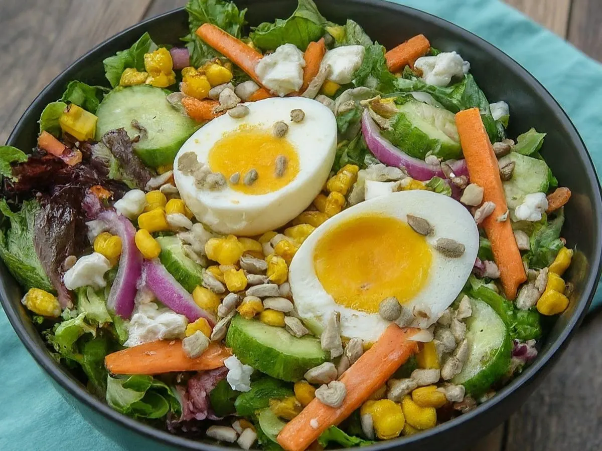 Fiesta Egg Entree Salad Fiesta Egg Entree Salad