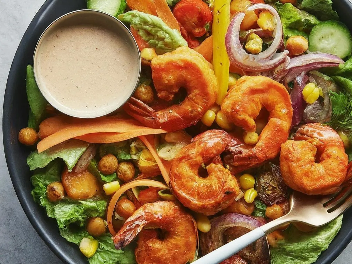 Tandoori Shrimp Entree Salad with Ranch Dressing Tandoori Shrimp Entree Salad with Ranch Dressing