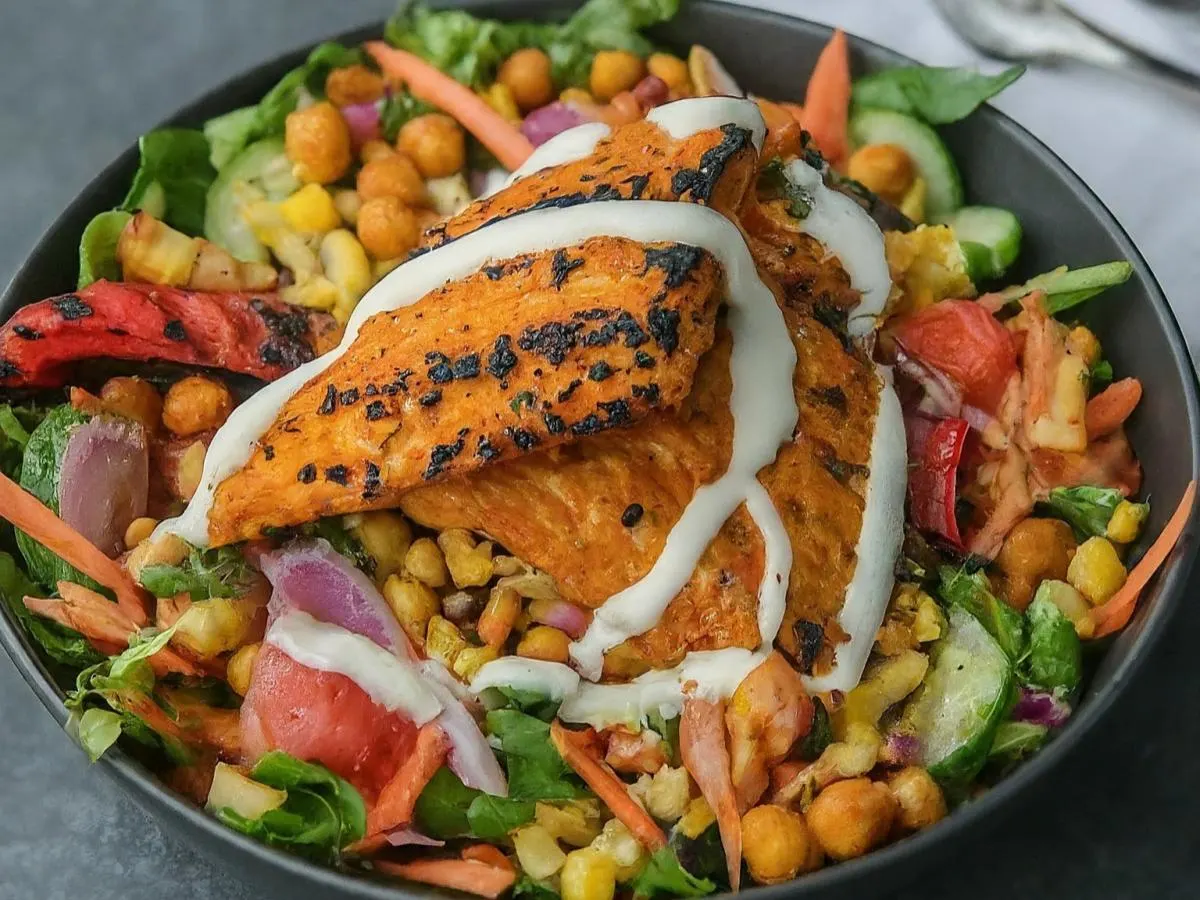 Tandoori Fish Entree Salad with Ranch Dressing Tandoori Fish Entree Salad with Ranch Dressing
