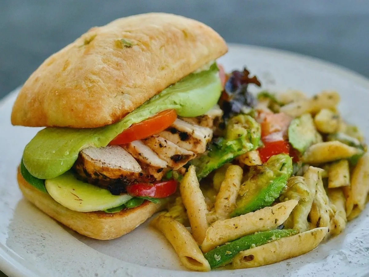 Grilled Chicken Pesto Sandwich with Pasta Primavera Salad Grilled Chicken Pesto Sandwich with Pasta Primavera Salad