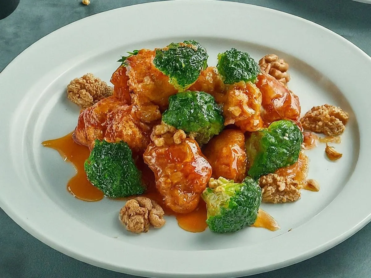 Candy Walnut Chicken