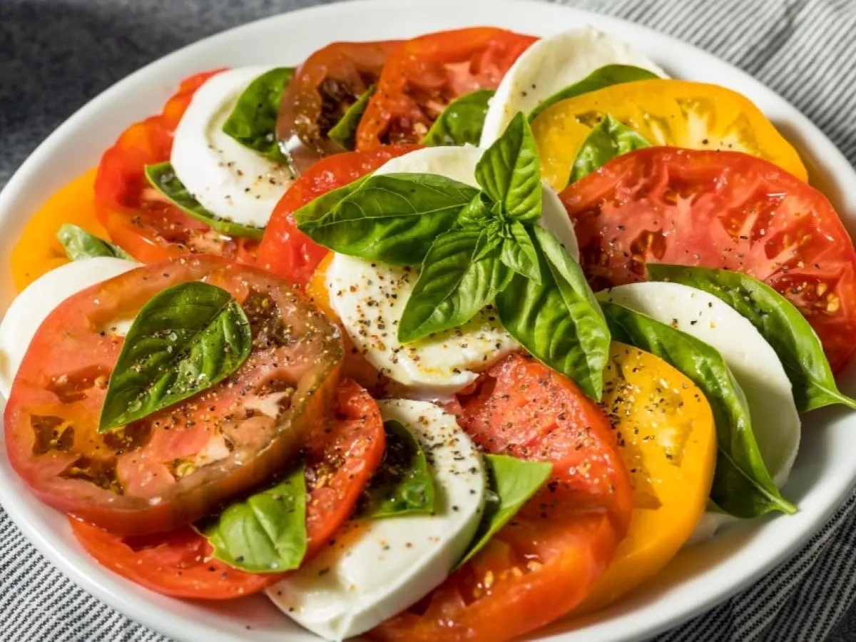 Heirloom Tomato Caprese Heirloom Tomato Caprese