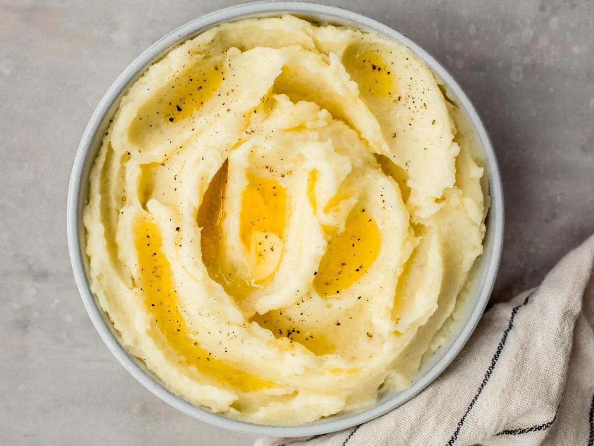 Buttery Yukon Mashed Potatoes Buttery Yukon Mashed Potatoes