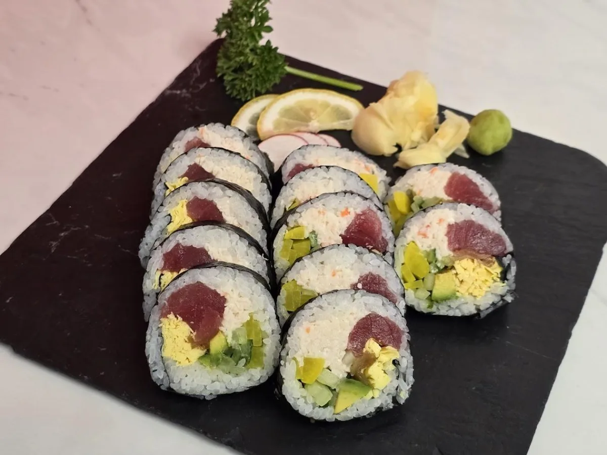 Tuna Futomaki