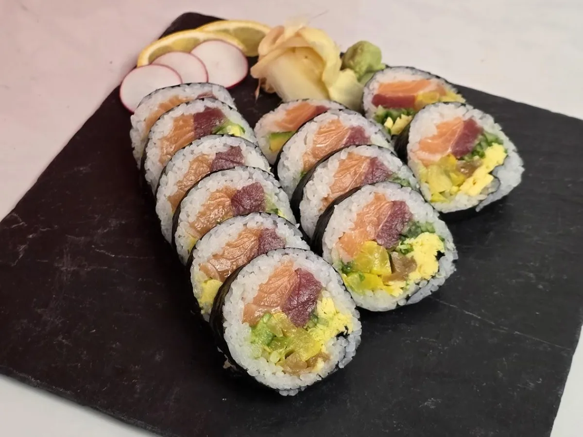 Rainbow Futomaki