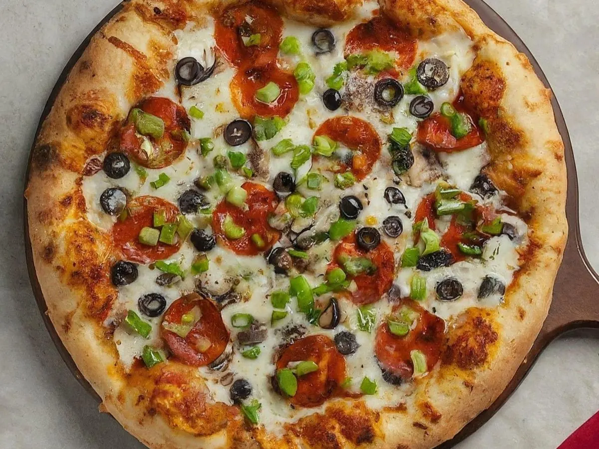 12" Medium Snowy Alps Pizza 12" Medium Snowy Alps Pizza