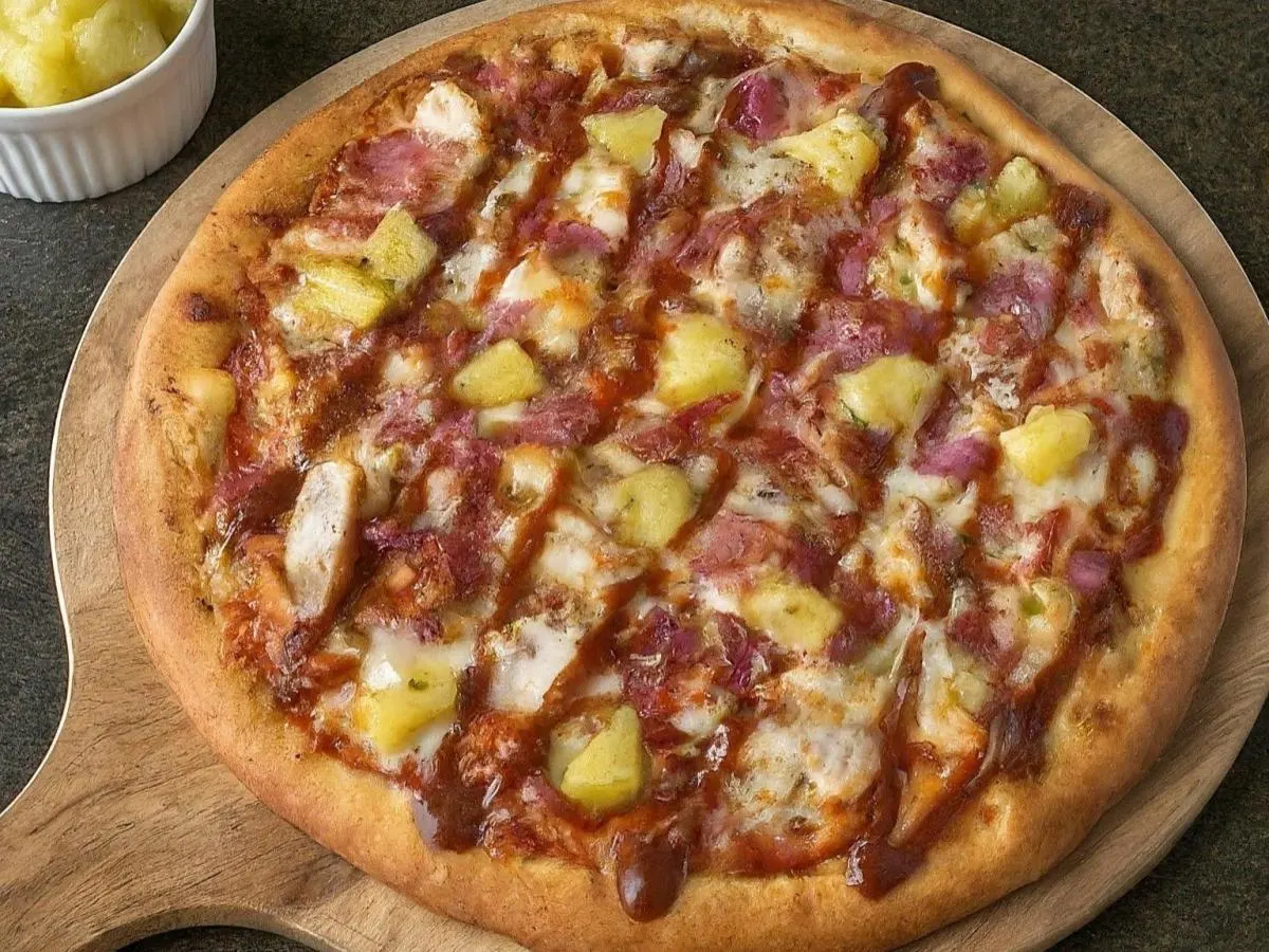 14" Large Pineapple Chicken Luau Pizza 14" Large Pineapple Chicken Luau Pizza