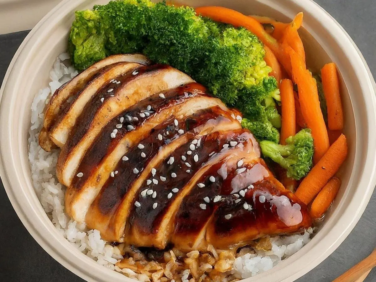 Chicken Breast Teriyaki Boxed Meal with Teriyaki Sauce