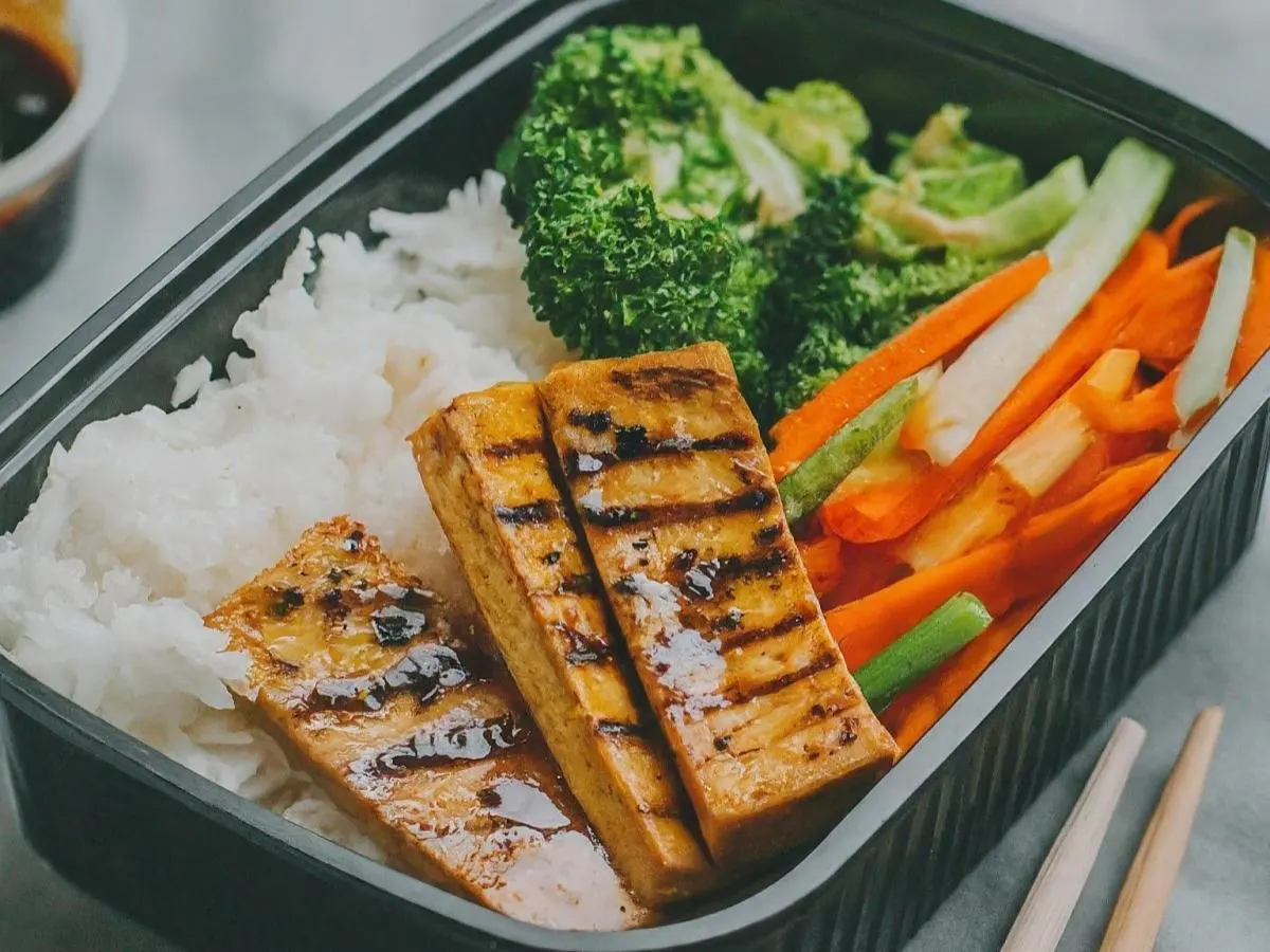 Tofu Teriyaki Boxed Meal with Spicy! Teriyaki Sauce