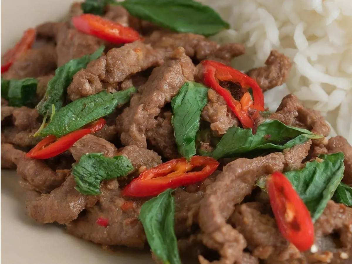 Spicy Basil Beef Stir-Fry Spicy Basil Beef Stir-Fry