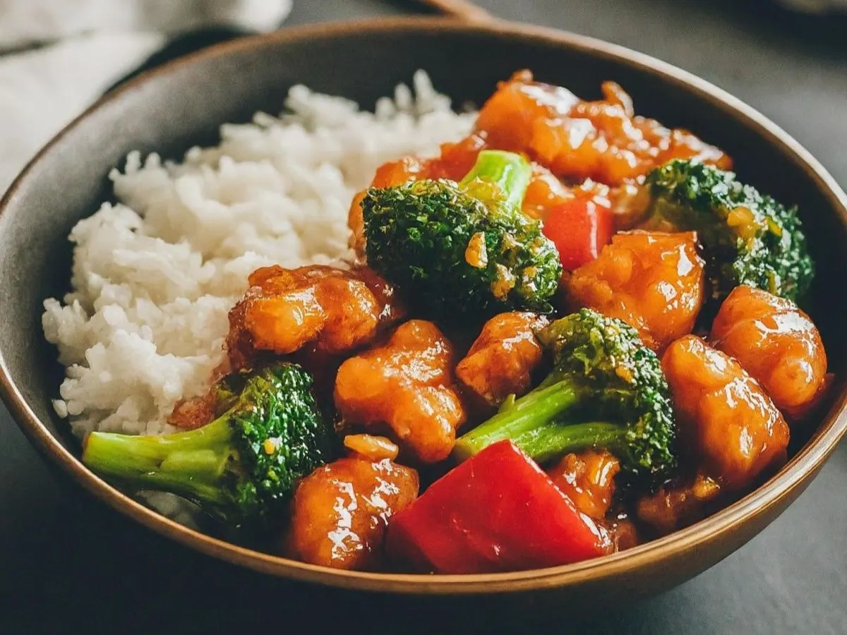 General Tso's Chicken and Rice