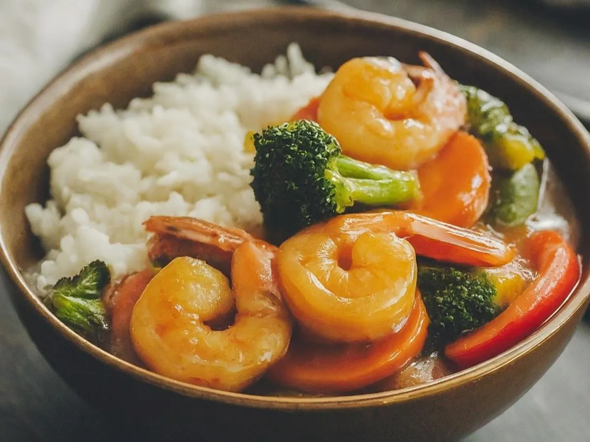 Shrimp with Mixed Vegetables and Rice