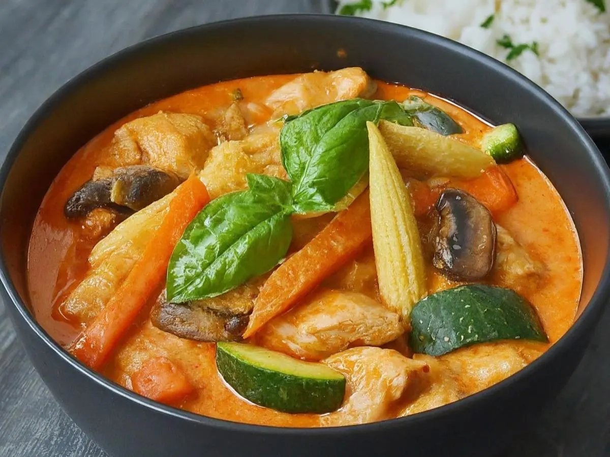 Gluten-Free Red Curry Chicken and Rice