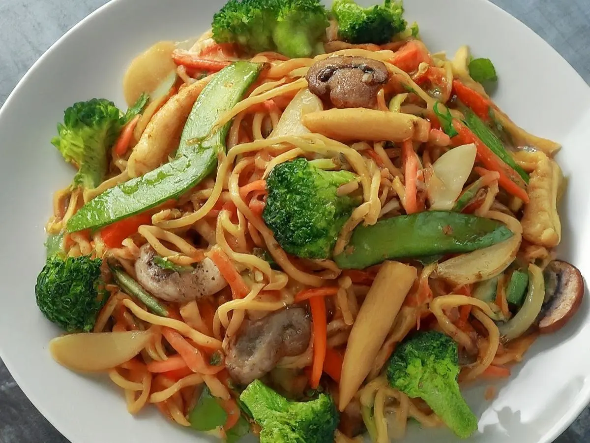 Vegetable Lo Mein