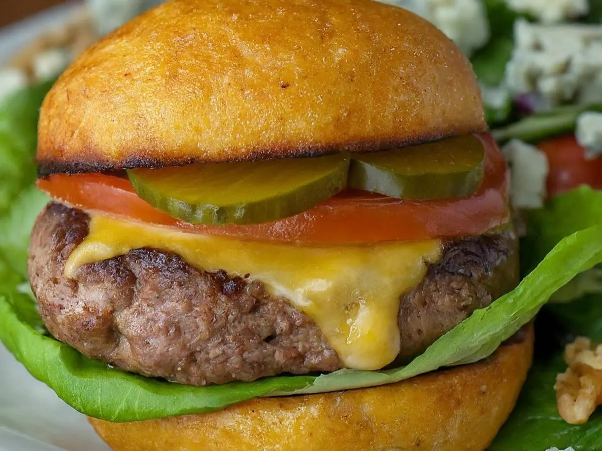 All Beef Burger with Mixed Green Salad