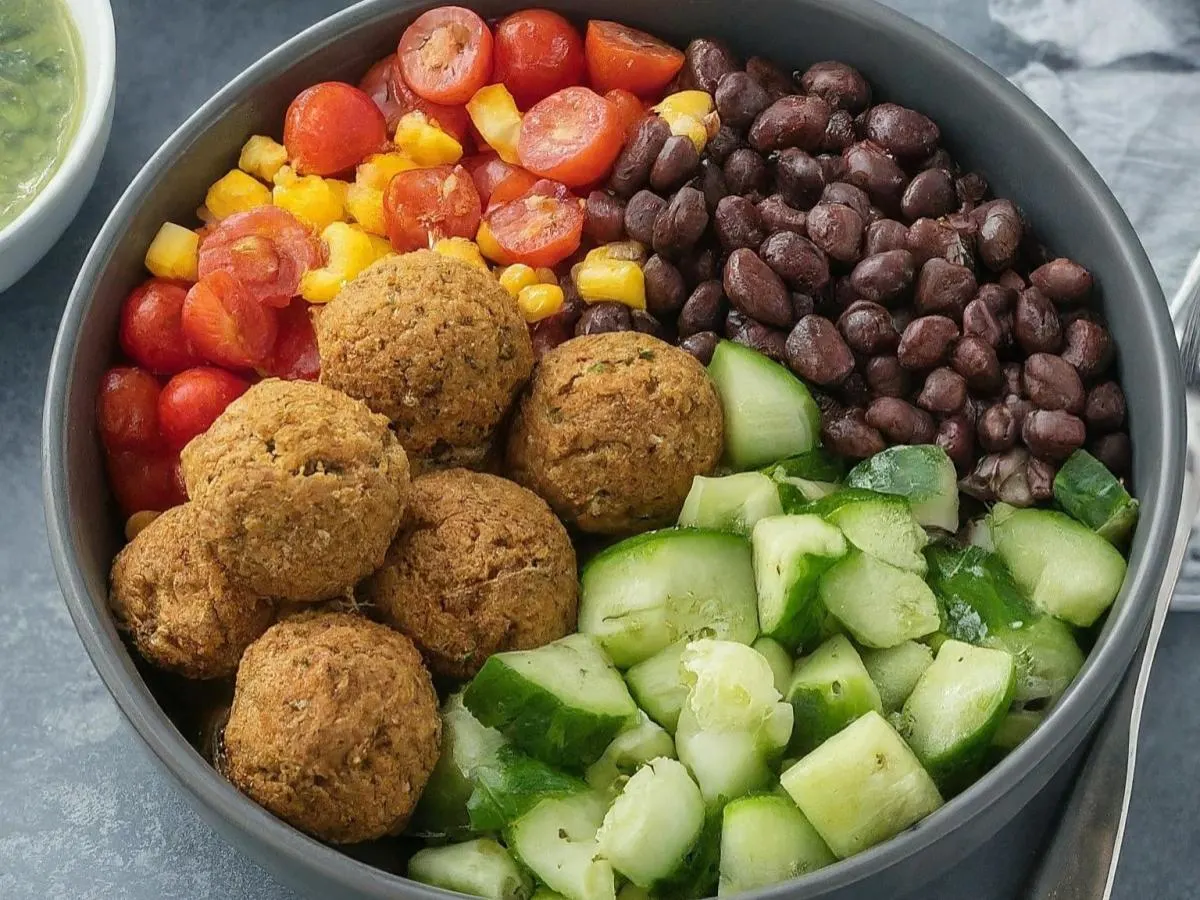 Quinoa bowl with vegan meatballs