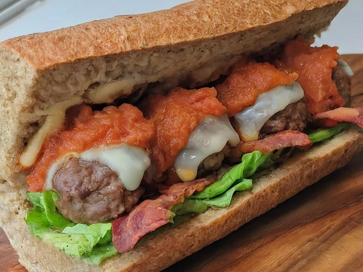 Steve Young Sandwich with Whole Wheat Roll Steve Young Sandwich with Whole Wheat Roll